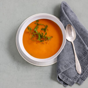 Bio-Karotten-Kamillen-Kraftsuppe (1 Liter)