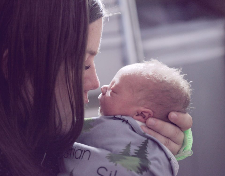 Mothers Finest: Essenslieferdienst für frisch gekochtes gesundes Bio-Wochenbettessen und Bio-Fertiggerichte für die Schwangere & frischgebackene Mamas für ein sorgenfreies Wochenbett