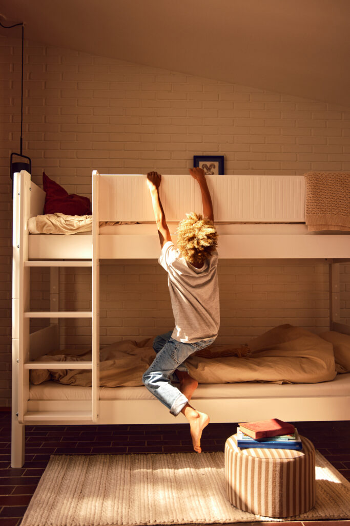 FLEXA Mitwachsende Möbel für Kinderzimmer