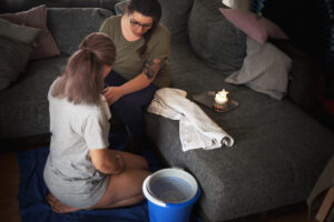 Mütter im Wochenbett essen Bio-Wochenbettnahrung von Mothers Finest