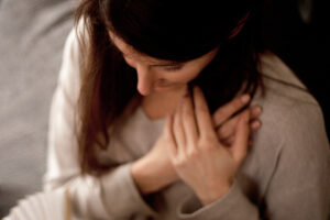 Mütter im Wochenbett essen Bio-Wochenbettnahrung von Mothers Finest