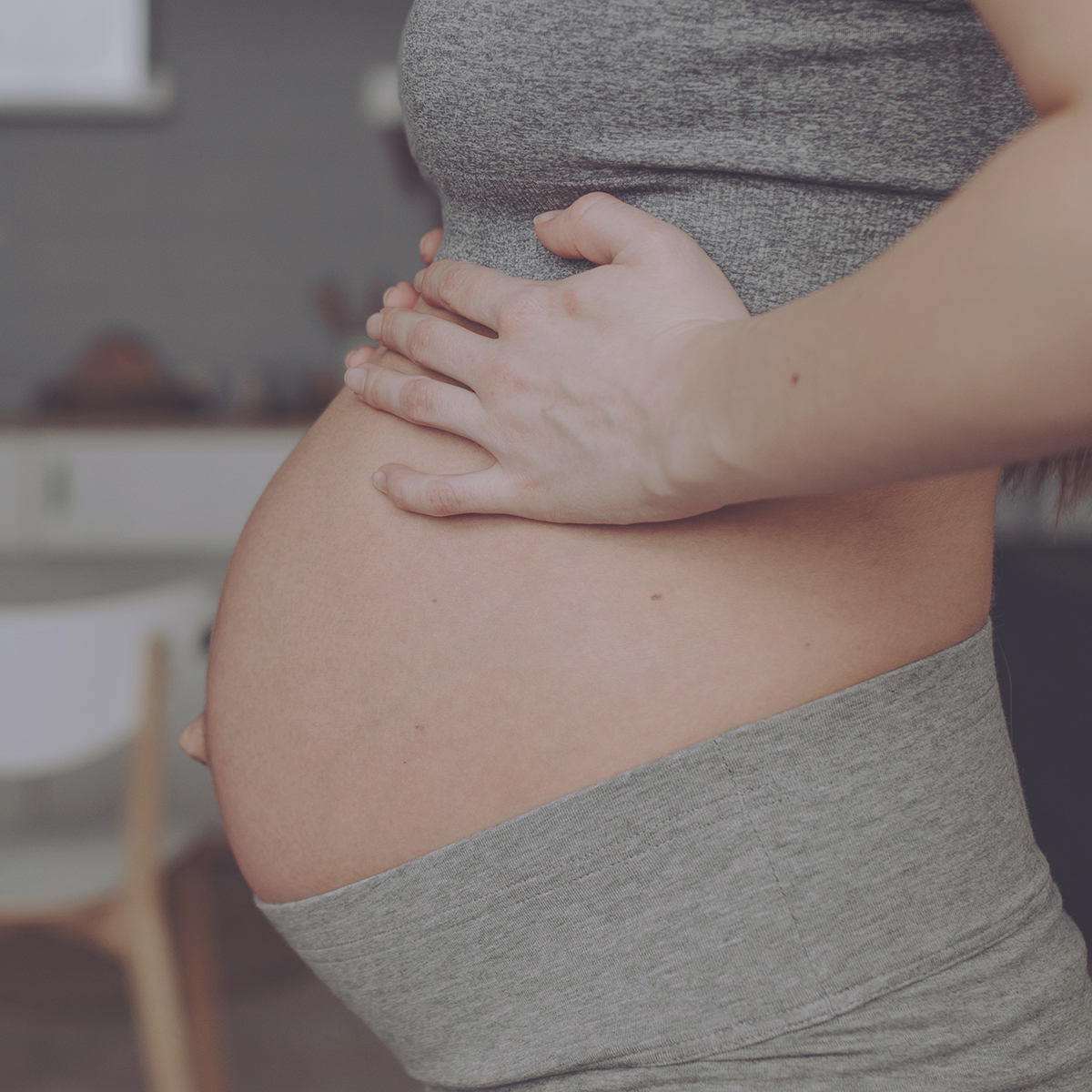Schwangerschaft Mama mit Babybauch
